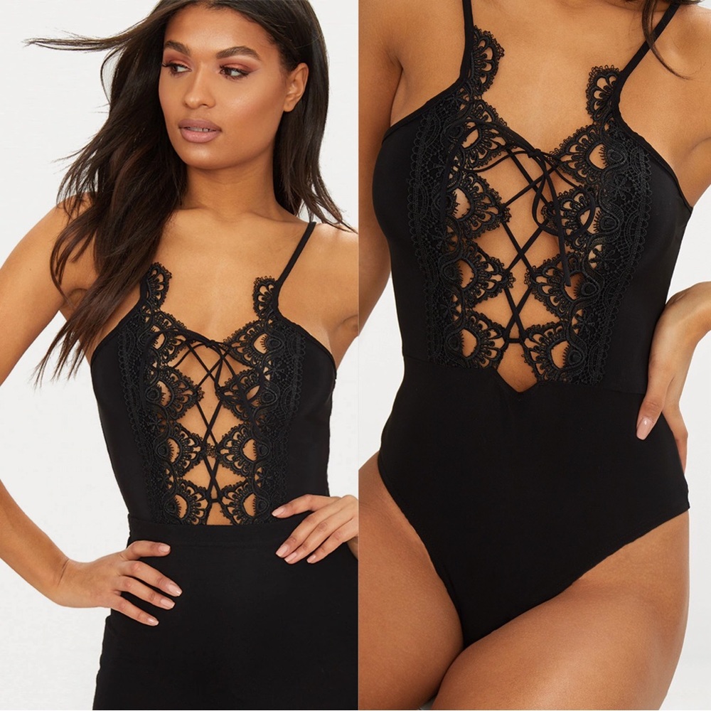 🌸5 for $20🌸 Black Lace Up Front Bodysuit